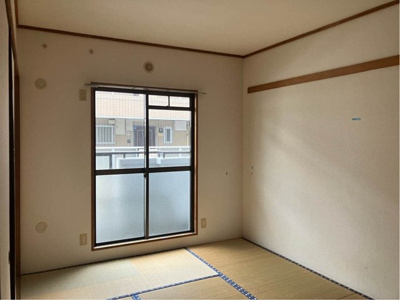 【和室】 | エクセレント日吉 | 南向き和室6帖☆バルコニーに繋がるお部屋です！赤ちゃんのごろごろやハイハイはやっぱり和室がよかったりします♪