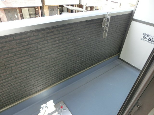 セレニティ田川北Ａ棟のバルコニー