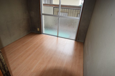 【居間・リビング】 | 大産桜ヶ丘ビル
