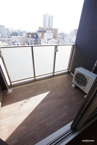 ウォークフォレスト御幸町　仲介手数料無料のバルコニー