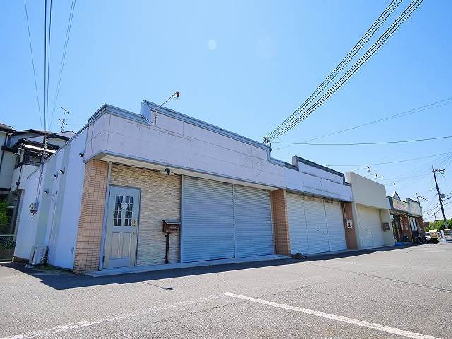 大和郡山市新町店舗の外観