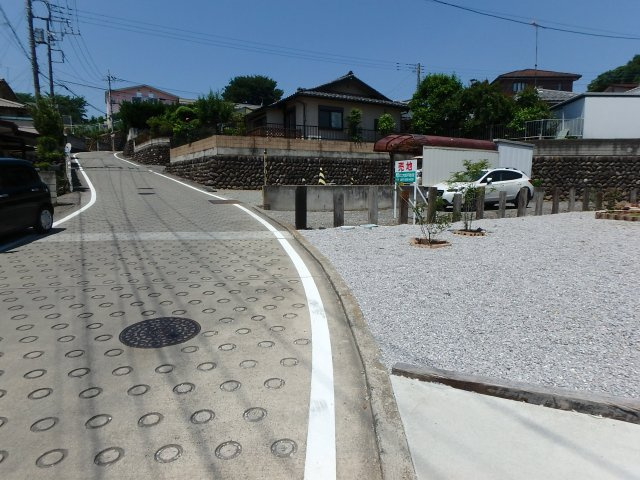 高崎市　石原町売地の前面道路含む現地写真