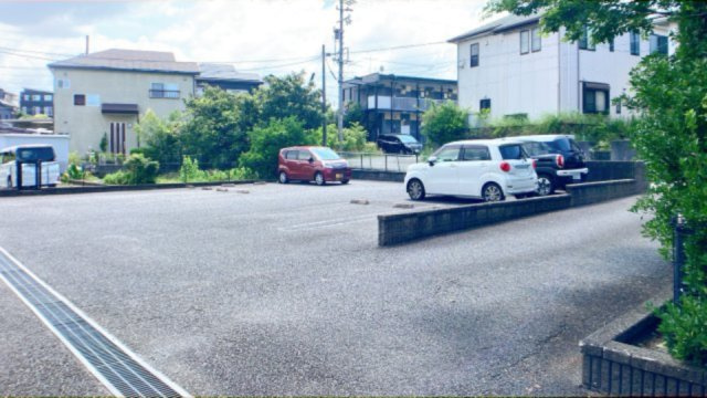 ヴィーナルサンクリスタルの駐車場