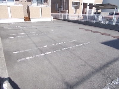 【駐車場】 | ケイズハウス（清須市） | 敷地前駐車場で便利です。