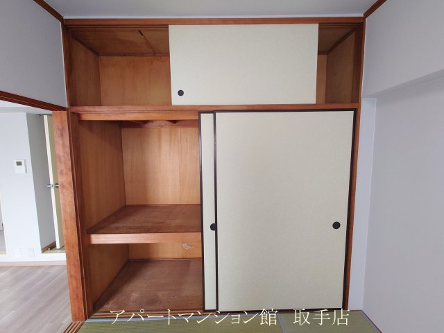 リバーハイツ取手の収納