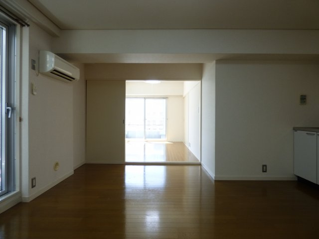 【居間・リビング】 | トラストワンビル１９