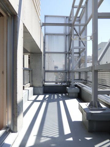 【バルコニー】 | トラストワンビル１９