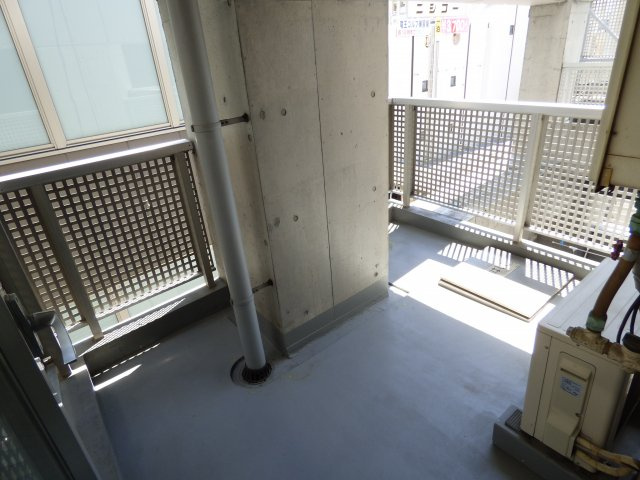 【バルコニー】 | トラストワンビル１９