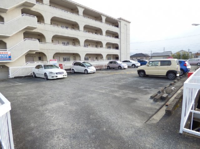 【駐車場】 | ダイタ荒川ハイツ１号館