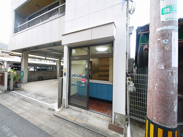 三条町貸倉庫の外観