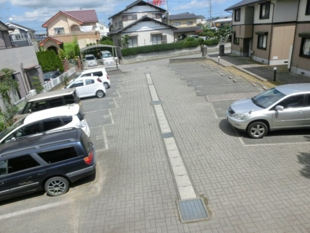 ドリームシティＣの駐車場