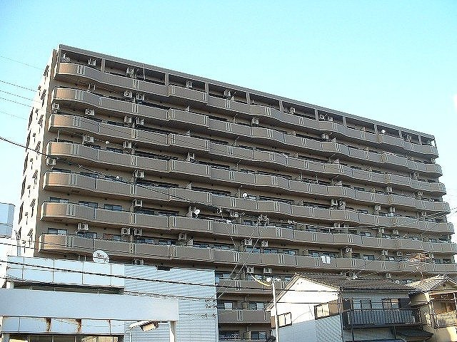 シャトー小牧Ⅱの外観