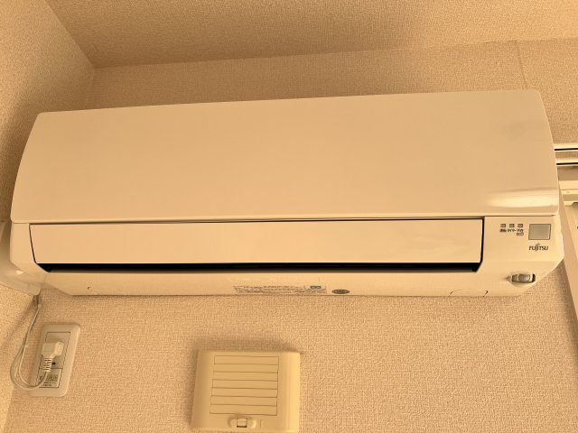 ジュネス榊原の設備|エアコン