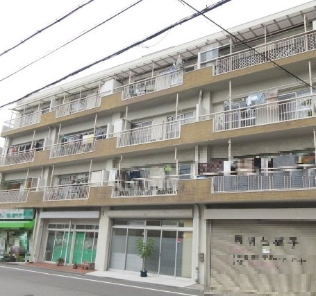 別所マンションの外観