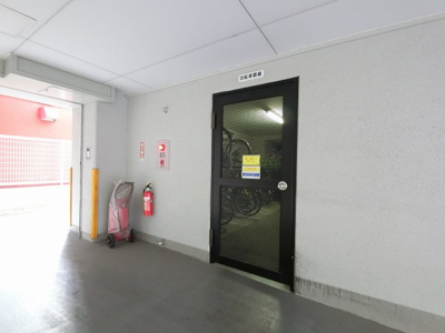 【その他共用部分】 | ライオンズマンション横浜大通り公園南 | 駐輪場