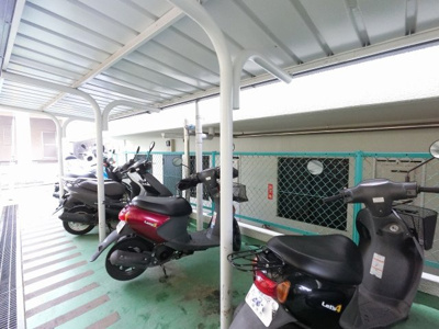 【その他共用部分】 | ビッグヴァンヒルズ上星川 | バイク置場