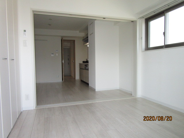 レクエルド塚本の居間・リビング