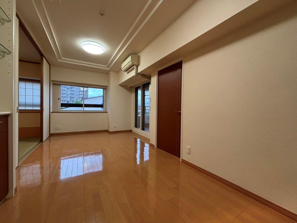 ジェネラスマンション医大前の内装