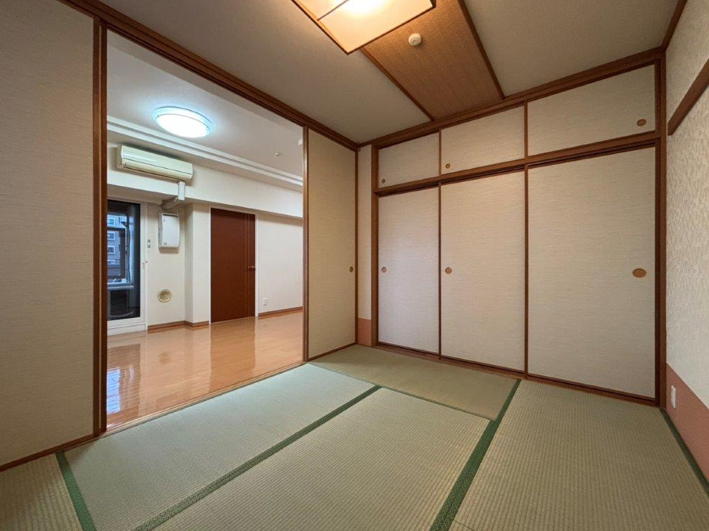ジェネラスマンション医大前の和室