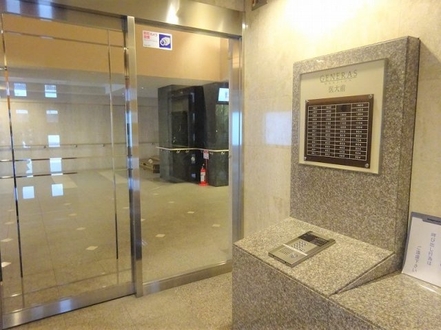 ジェネラスマンション医大前のエントランス