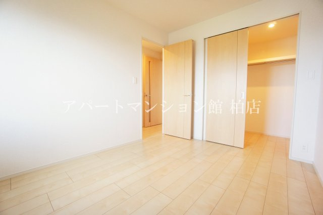 リベラ　サンリット　カーサの寝室