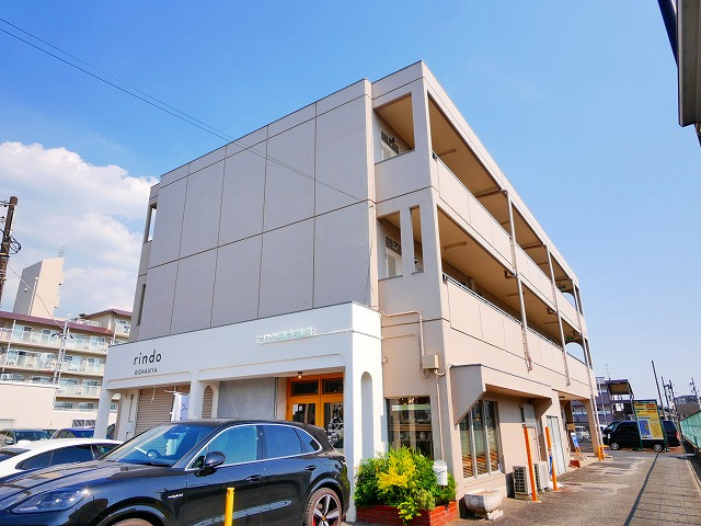 井田マンションの外観