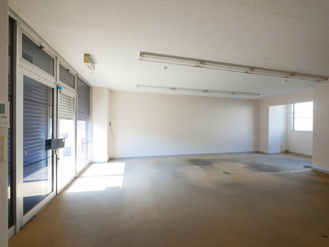 井田マンションの内装