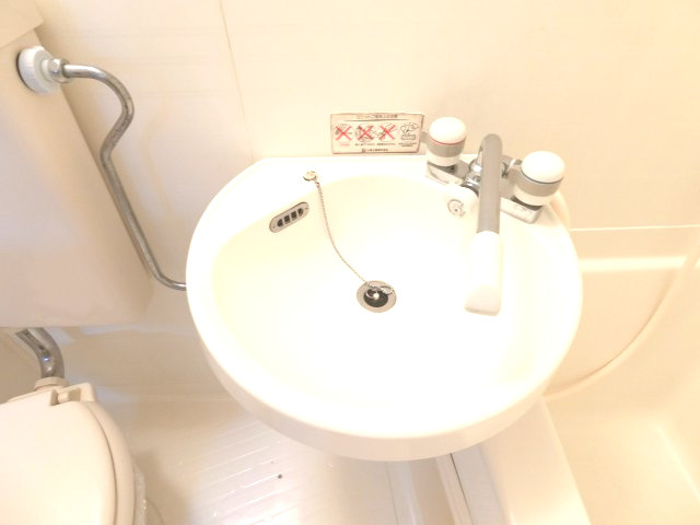 パウゼ河内長野駅前の独立洗面台