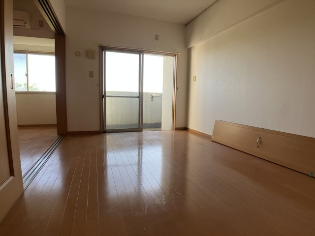 クオリアの内装
