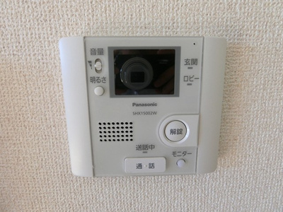 【セキュリティ】 | クレセントⅠ | 防犯対策に有効なカメラ付きインターホン！突然の来客にもバッチリ対応できちゃいます☆