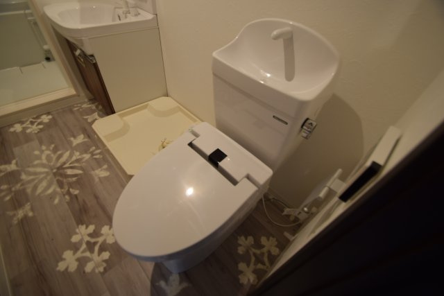 ARABESQUE(アラベスク)のトイレ|落ち着いた色調のトイレです