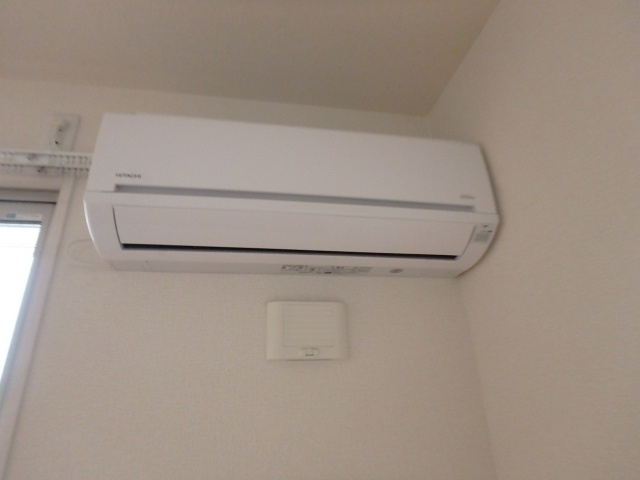 カリスの設備|カリス（倉敷市連島町連島）賃貸マンション　エアコン