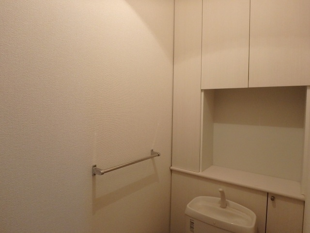 カリスのトイレ|カリス（倉敷市連島町連島）賃貸マンション　