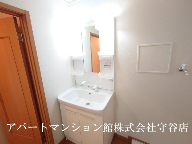 メゾン・ドゥ・ソレイユBの独立洗面台