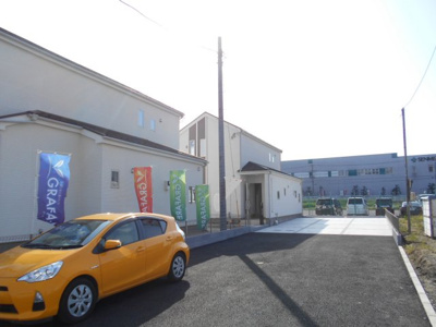 【駐車場】 | 幸手　上高野　全3棟　2号棟　116坪 | 駐車場4台可能。現場でご一緒にご覧ください。