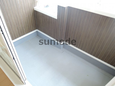 【バルコニー】 | クローバーハウス