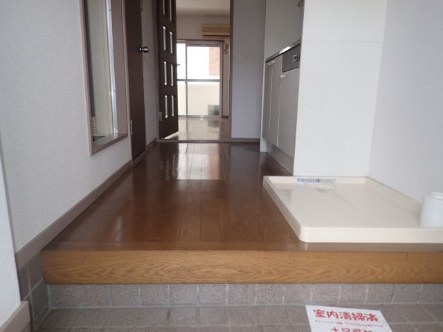 ラ・シャンテの玄関