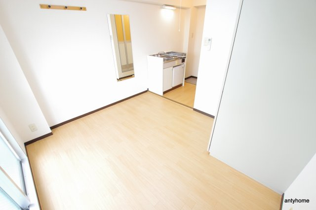 昭和グランドハイツ大淀　仲介手数料無料の居間・リビング