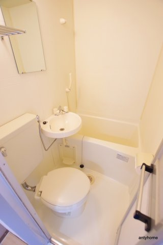 昭和グランドハイツ大淀　仲介手数料無料の浴室