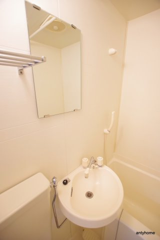 昭和グランドハイツ大淀　仲介手数料無料の洗面所