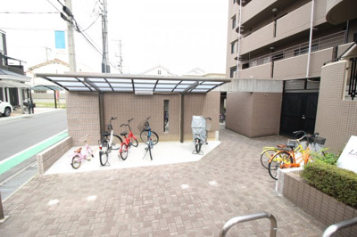 【その他共用部分】 | リープハーベン八尾木 | ☆屋根付き駐輪場☆
