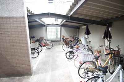 【その他共用部分】 | リープハーベン八尾木 | ☆屋根付き駐輪場☆