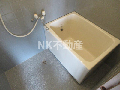 【浴室】 | エイシン長栄寺ビル（河内永和賃貸） | コンパクトで使いやすいお風呂です