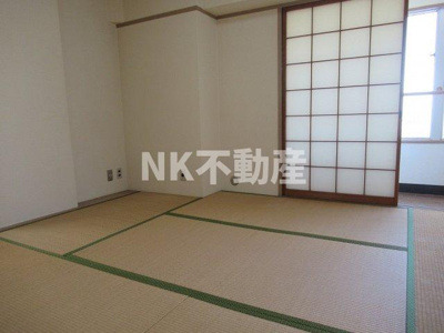 【寝室】 | エイシン長栄寺ビル（河内永和賃貸） | 落ち着いて過ごせるお部屋なので、寝室にいかがでしょうか