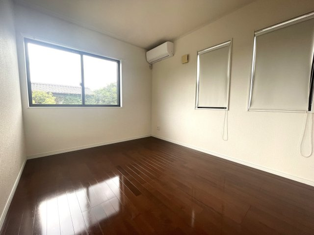 茂原市長尾貸家A棟の洋室