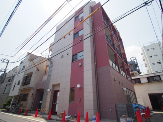 【外観】 | 落ち着いたピンクがお洒落な外観。