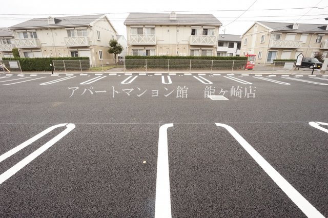 エタニティー　Ⅰの駐車場