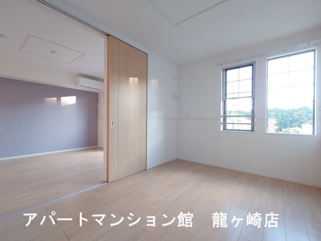 エタニティー　Ⅴの寝室
