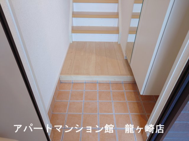 エタニティー　Ⅴの玄関