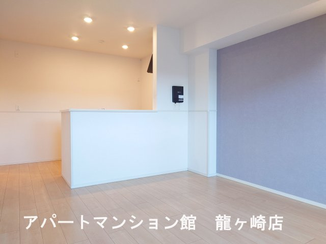 エタニティー　Ⅴの居間・リビング